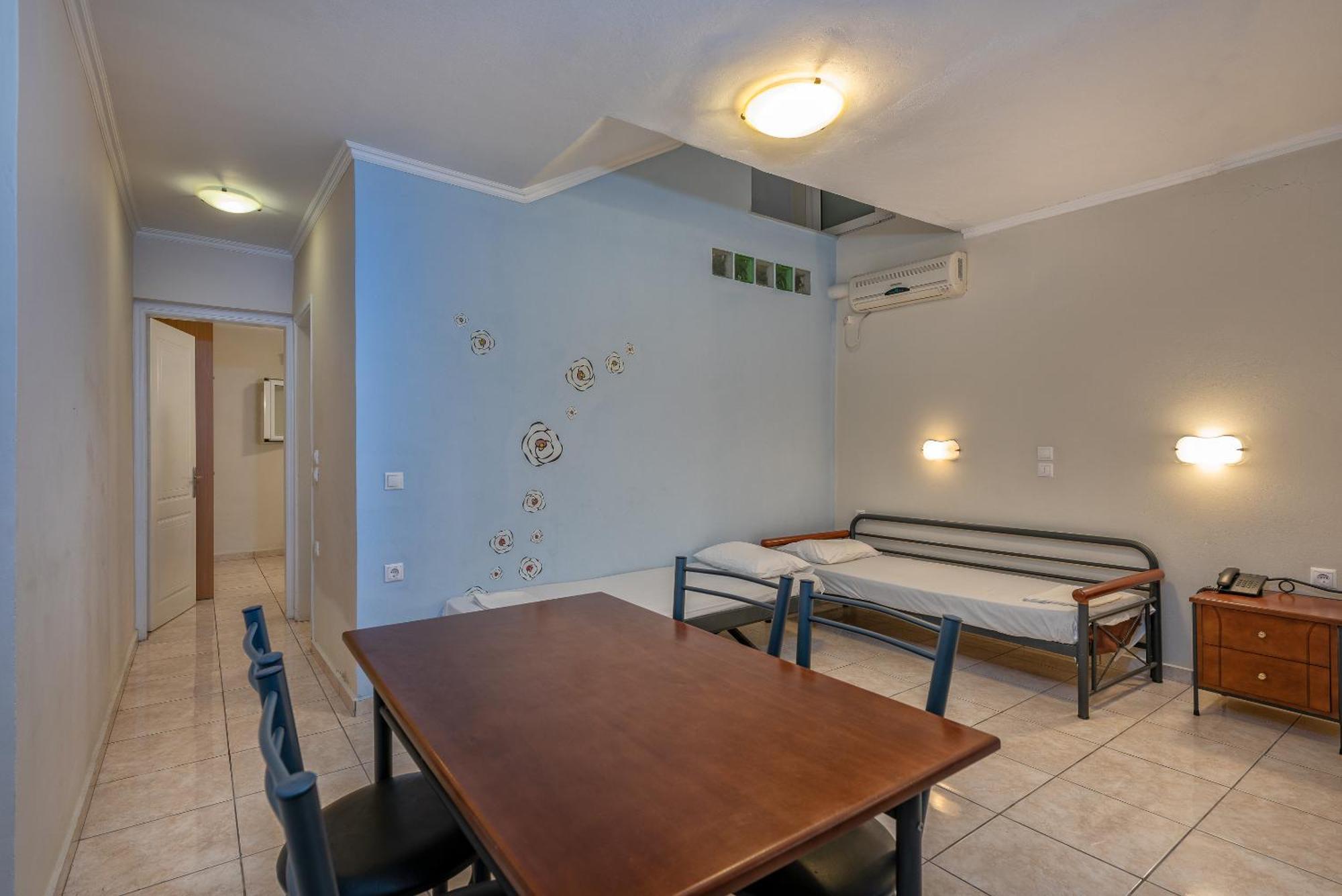Tsiolis Studios & Apartments Tsiliví Eksteriør bilde